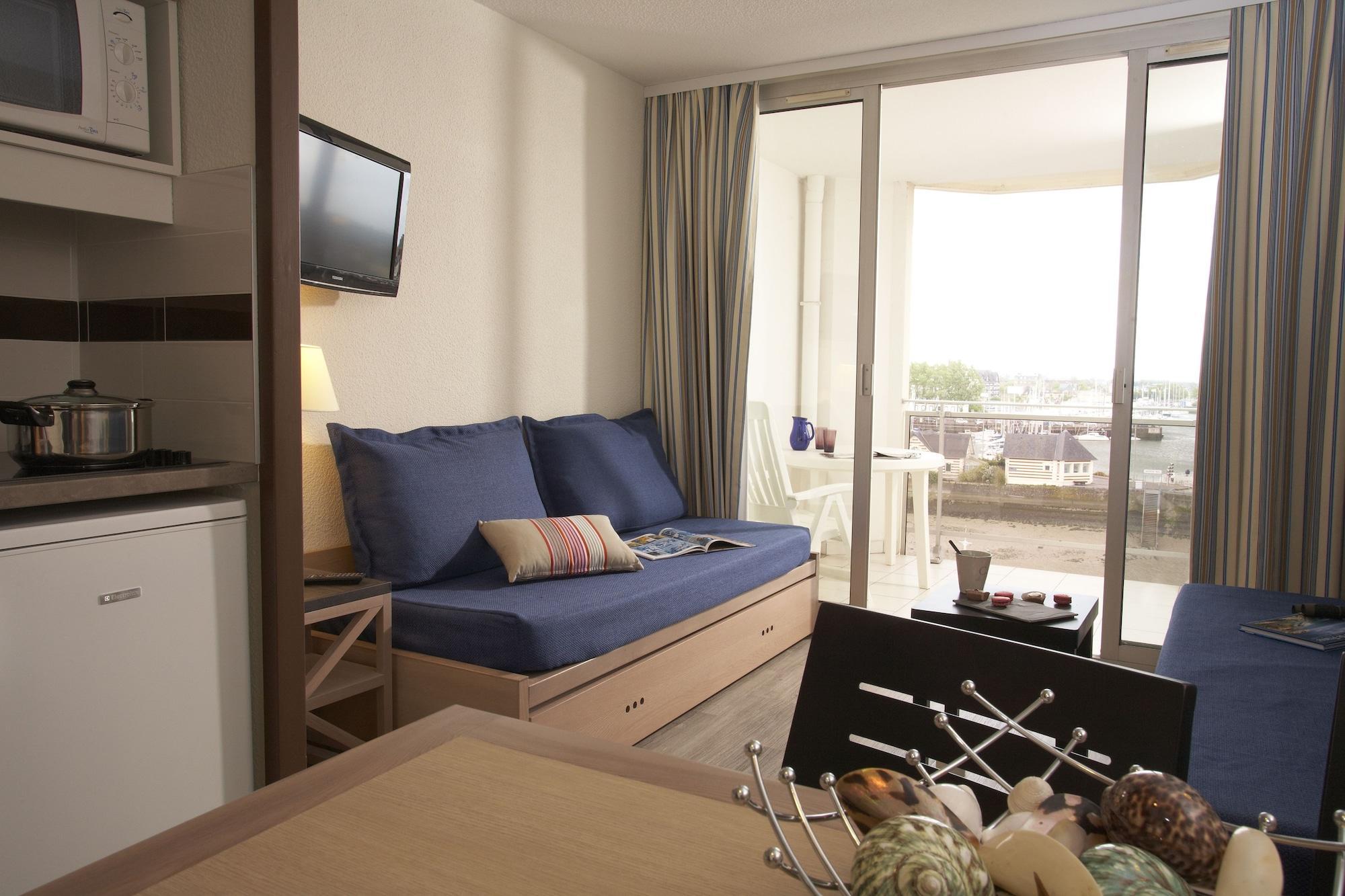 Sowell Residences Le Port Трувил сюр Мер Екстериор снимка